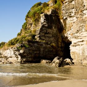 Cave Beach and nearby