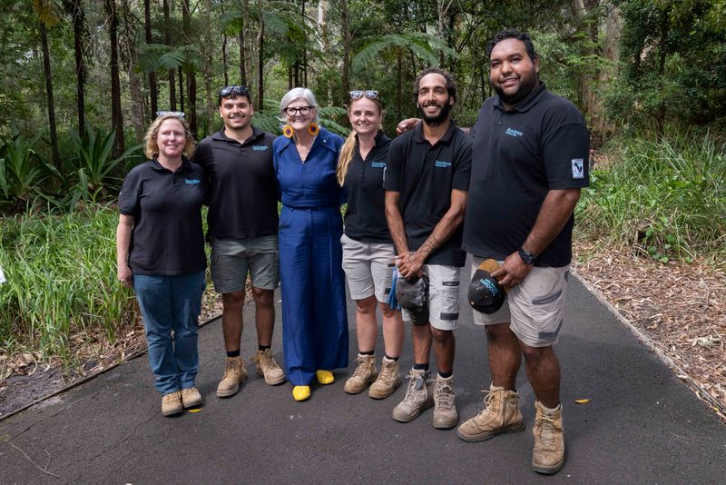 Governor-General Mostyn toured the Park’s Aboriginal-owned Botanic Gardens.